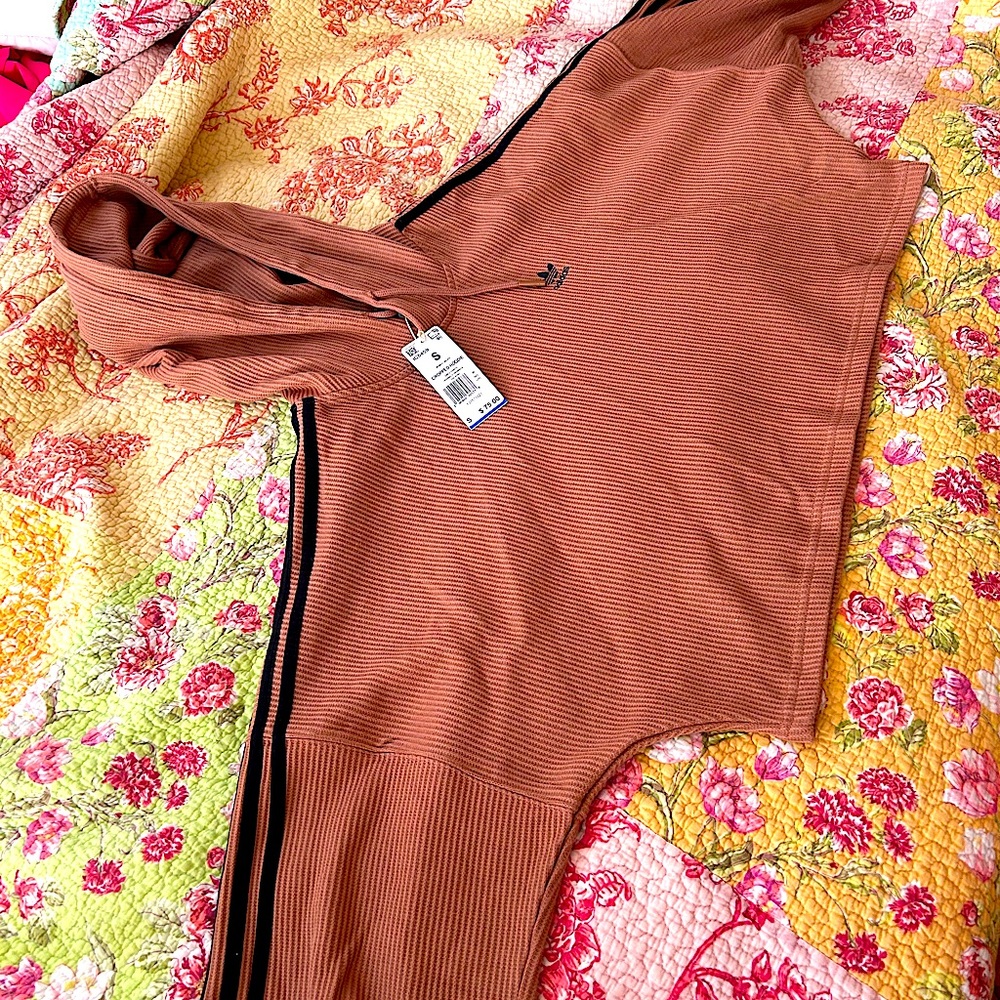Cropped adidas hoodie
